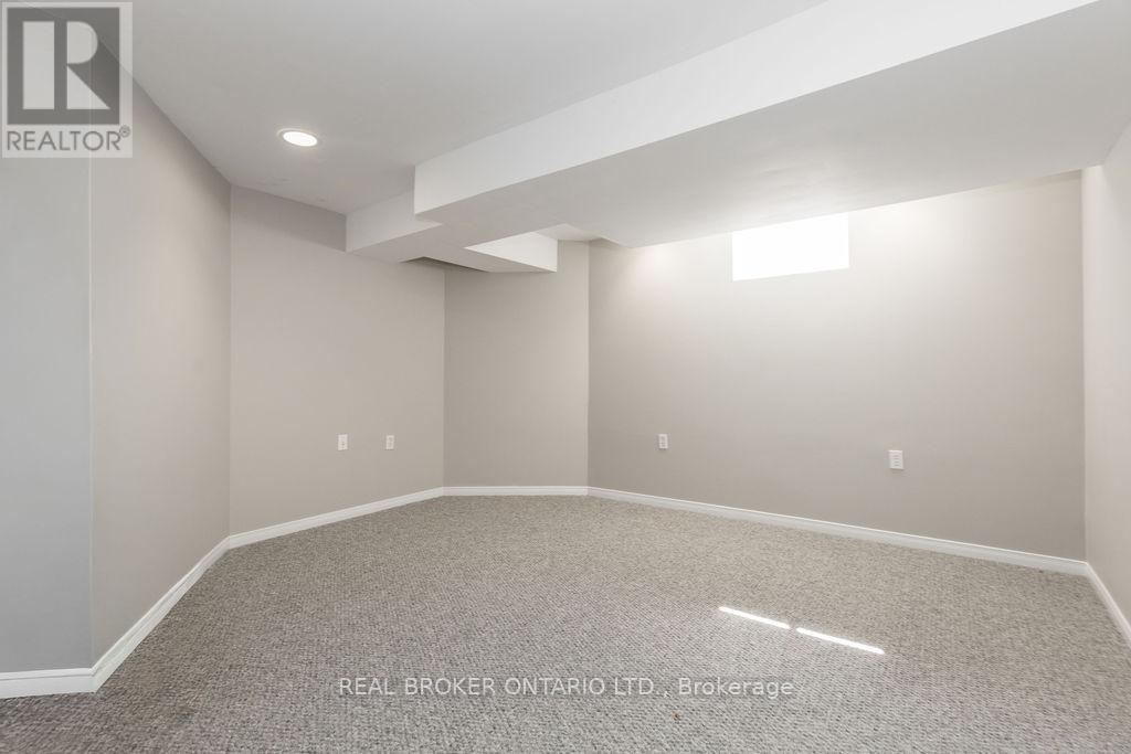 65 Benson Drive, Barrie, Ontario  L4N 7Y2 - Photo 41 - S13030578