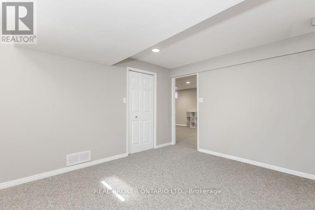 65 Benson Drive, Barrie, Ontario  L4N 7Y2 - Photo 42 - S13030578