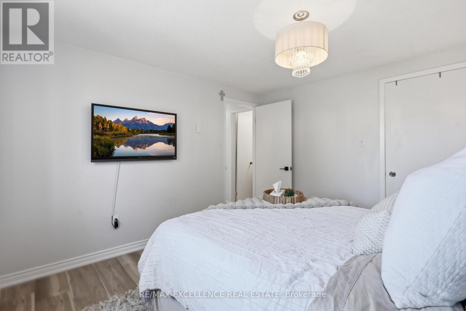 277 Nelson Street, Barrie, Ontario  L4M 5P6 - Photo 15 - S13030642