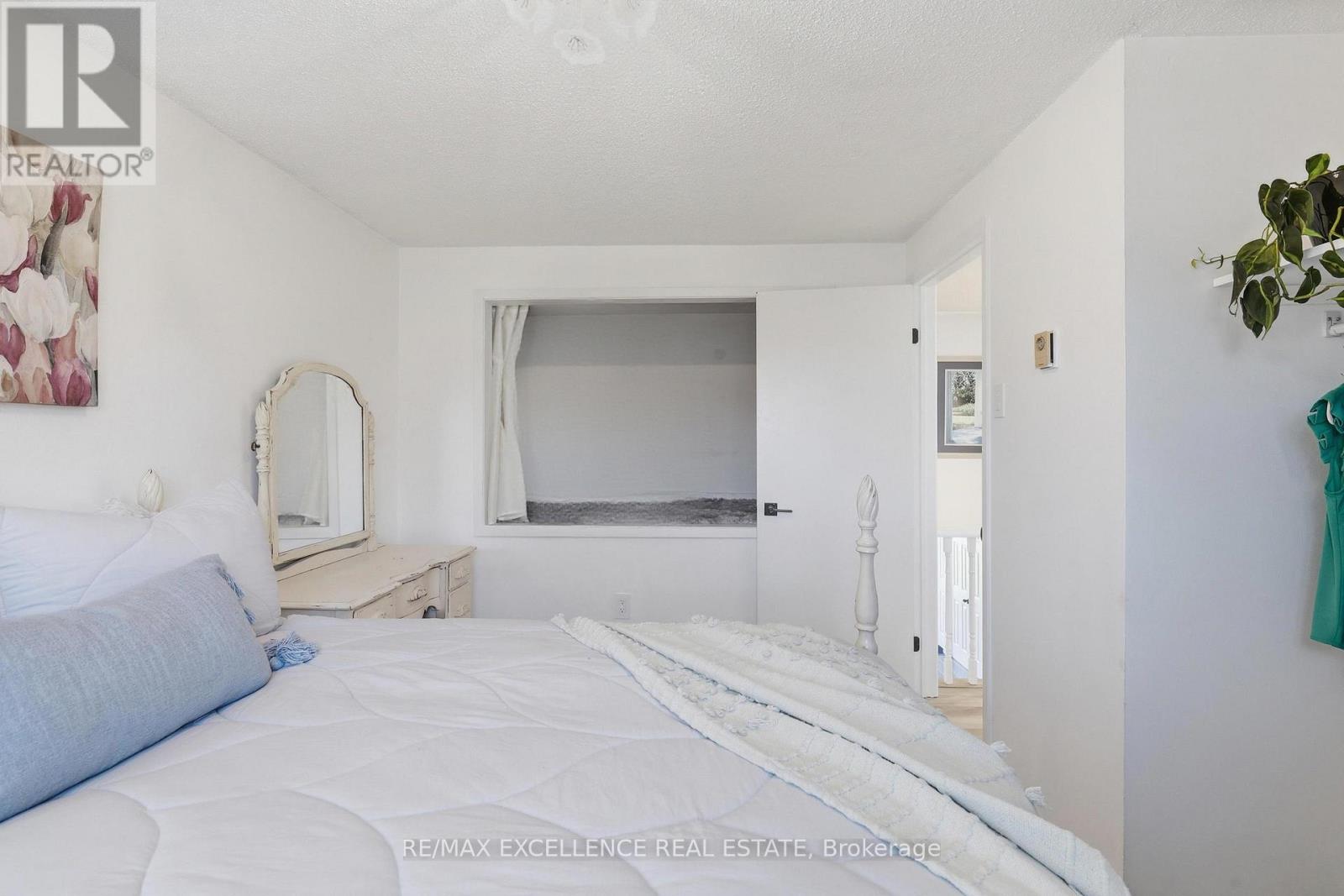 277 Nelson Street, Barrie, Ontario  L4M 5P6 - Photo 18 - S13030642