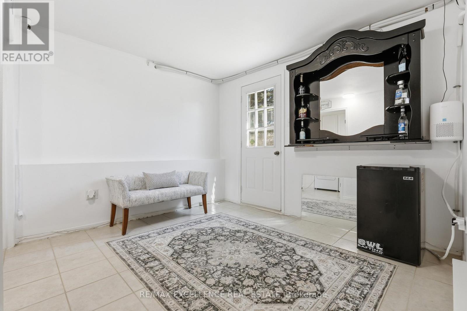 277 Nelson Street, Barrie, Ontario  L4M 5P6 - Photo 22 - S13030642