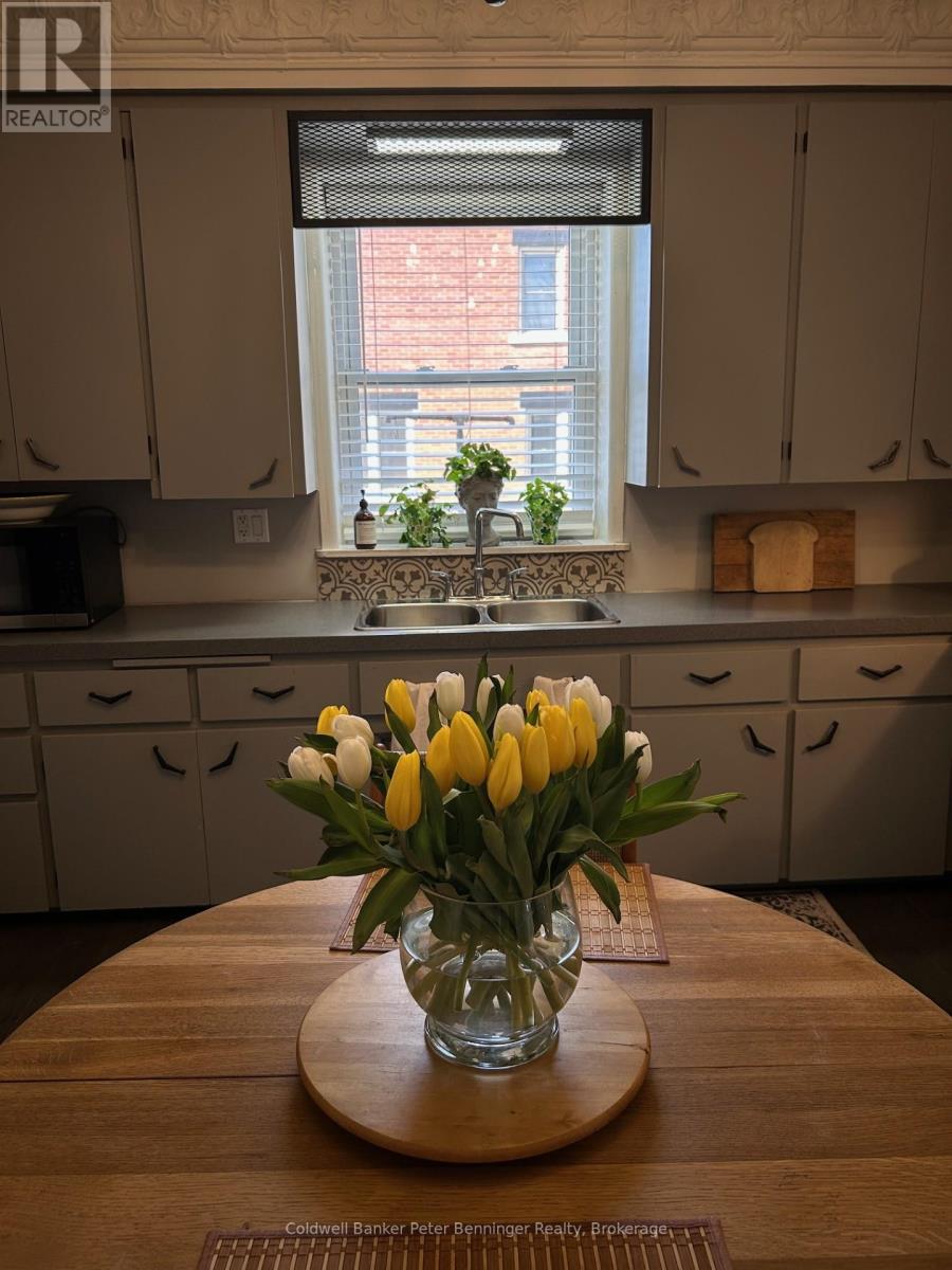 521 Mill Street, West Grey, Ontario  N0G 2M0 - Photo 18 - X12864336