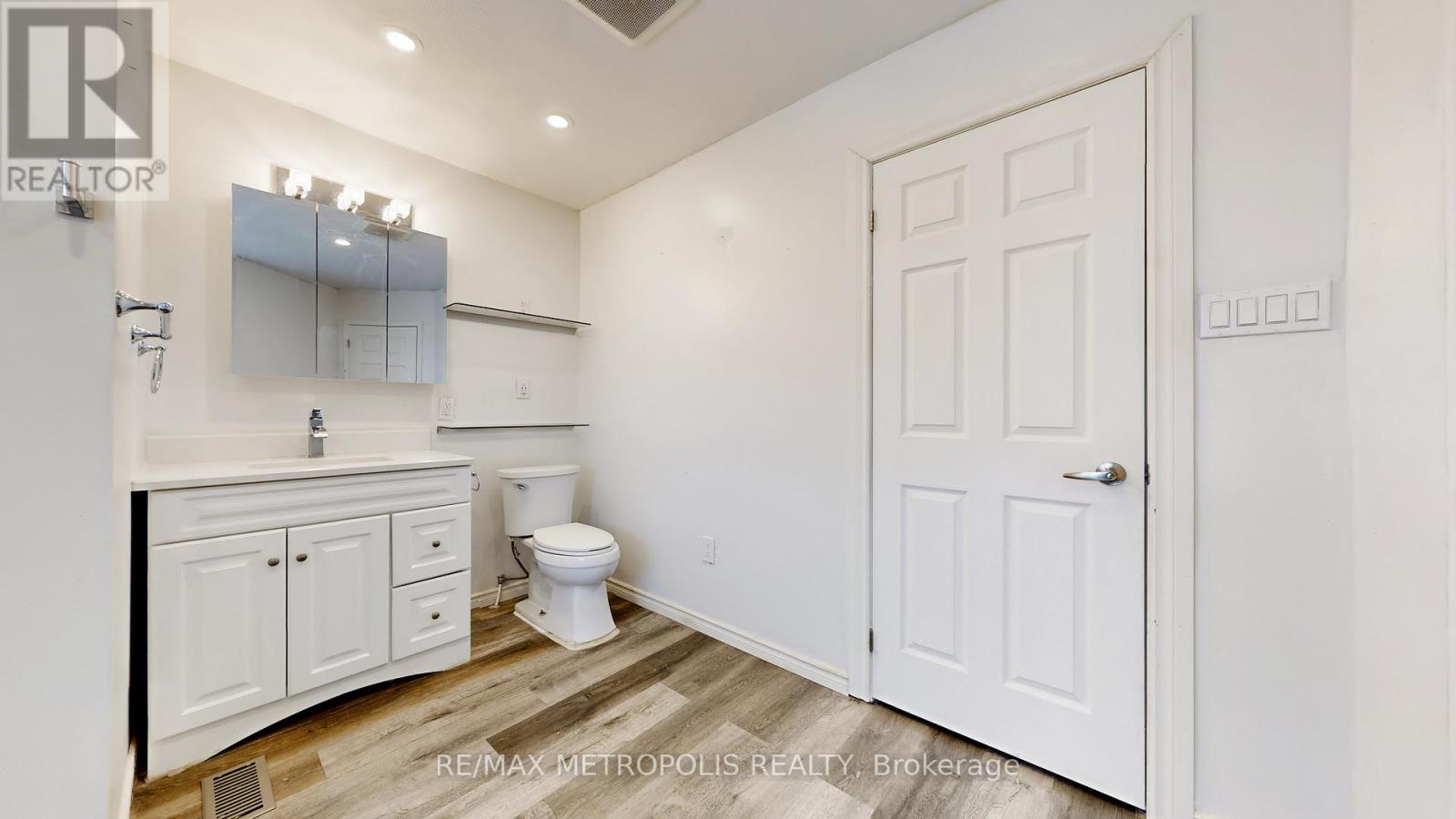 183 Valmont Court, Hamilton, Ontario  L9G 5A1 - Photo 32 - X13014066