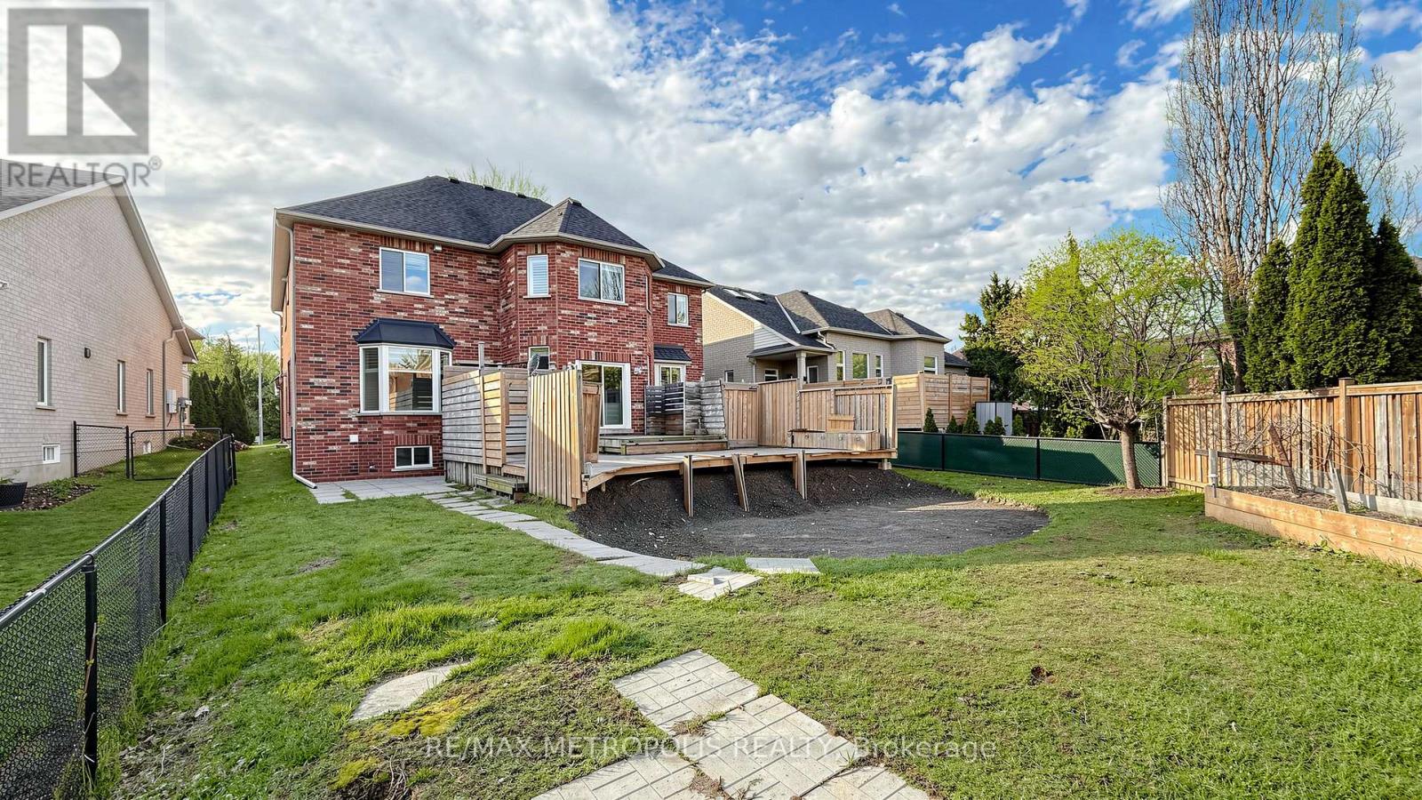 183 Valmont Court, Hamilton, Ontario  L9G 5A1 - Photo 44 - X13014066