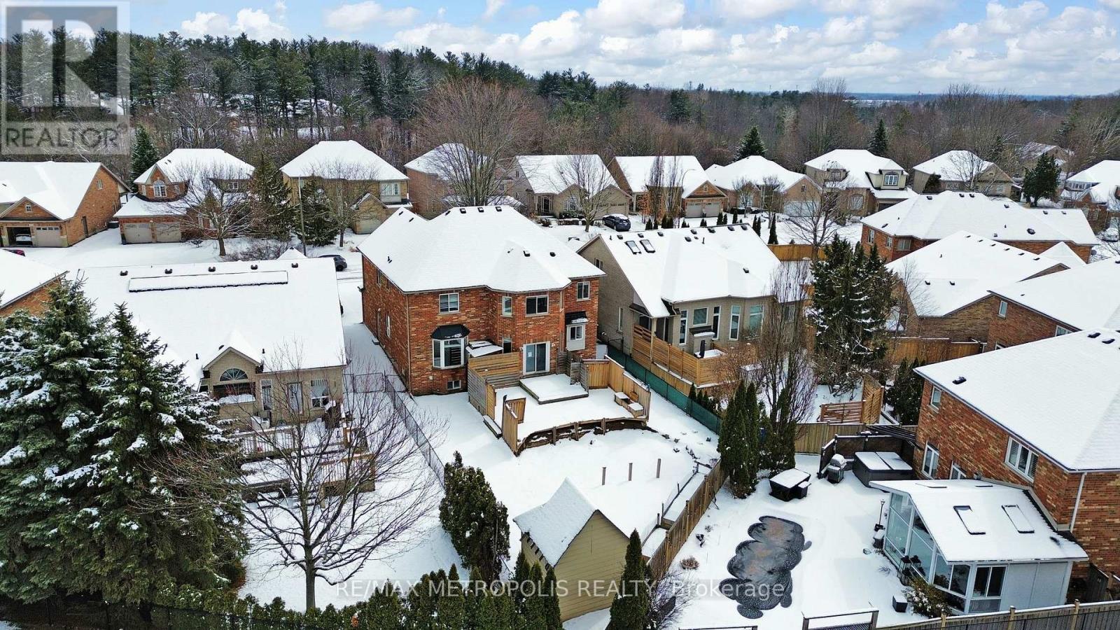 183 Valmont Court, Hamilton, Ontario  L9G 5A1 - Photo 48 - X13014066