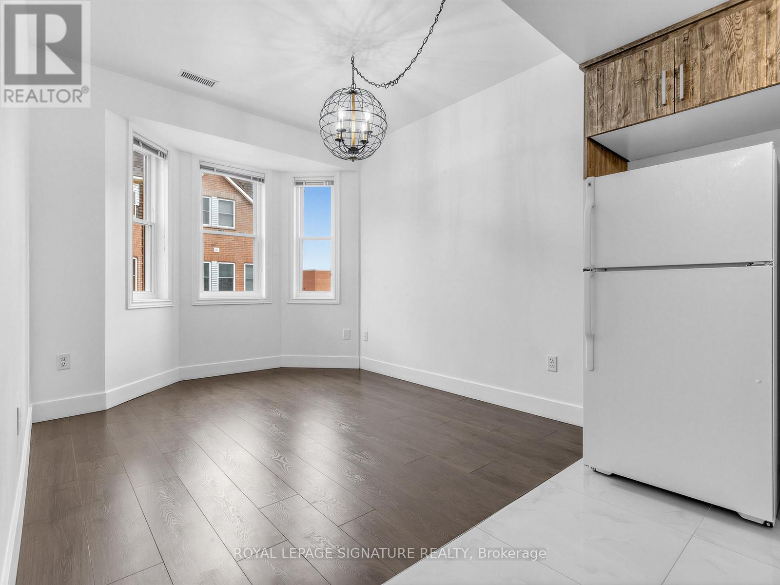 121 - 760 Lawrence Avenue W, Toronto, Ontario  M6A 3E7 - Photo 5 - W13030382