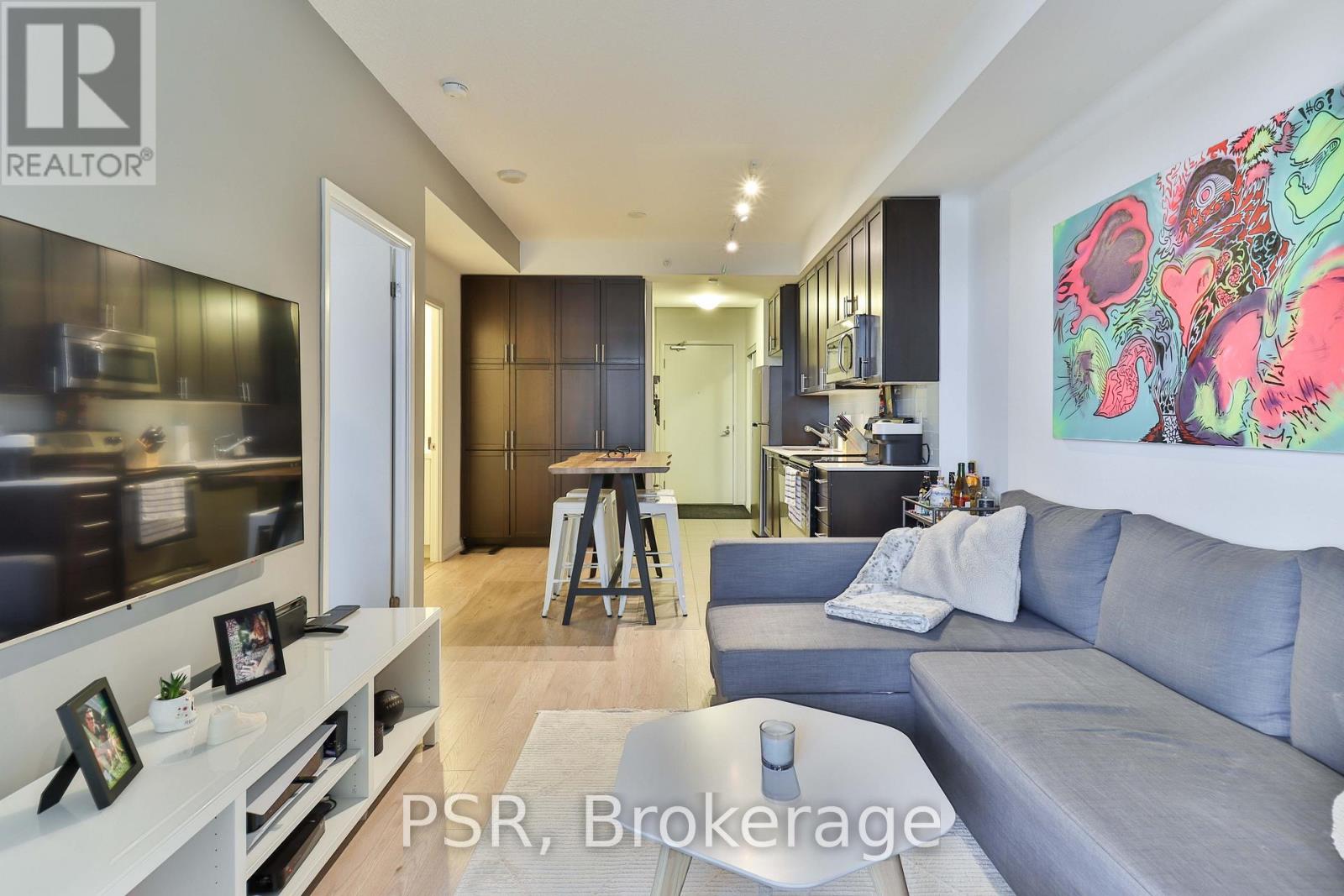 638 - 36 VIA BAGNATO, Toronto, Ontario