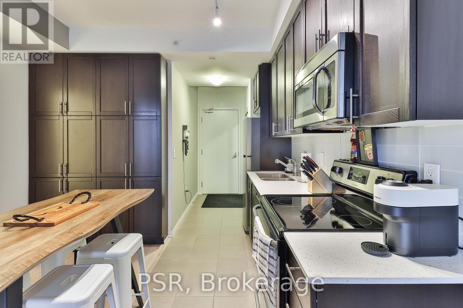 638 - 36 Via Bagnato, Toronto, Ontario  M6A 0B7 - Photo 5 - W13030386