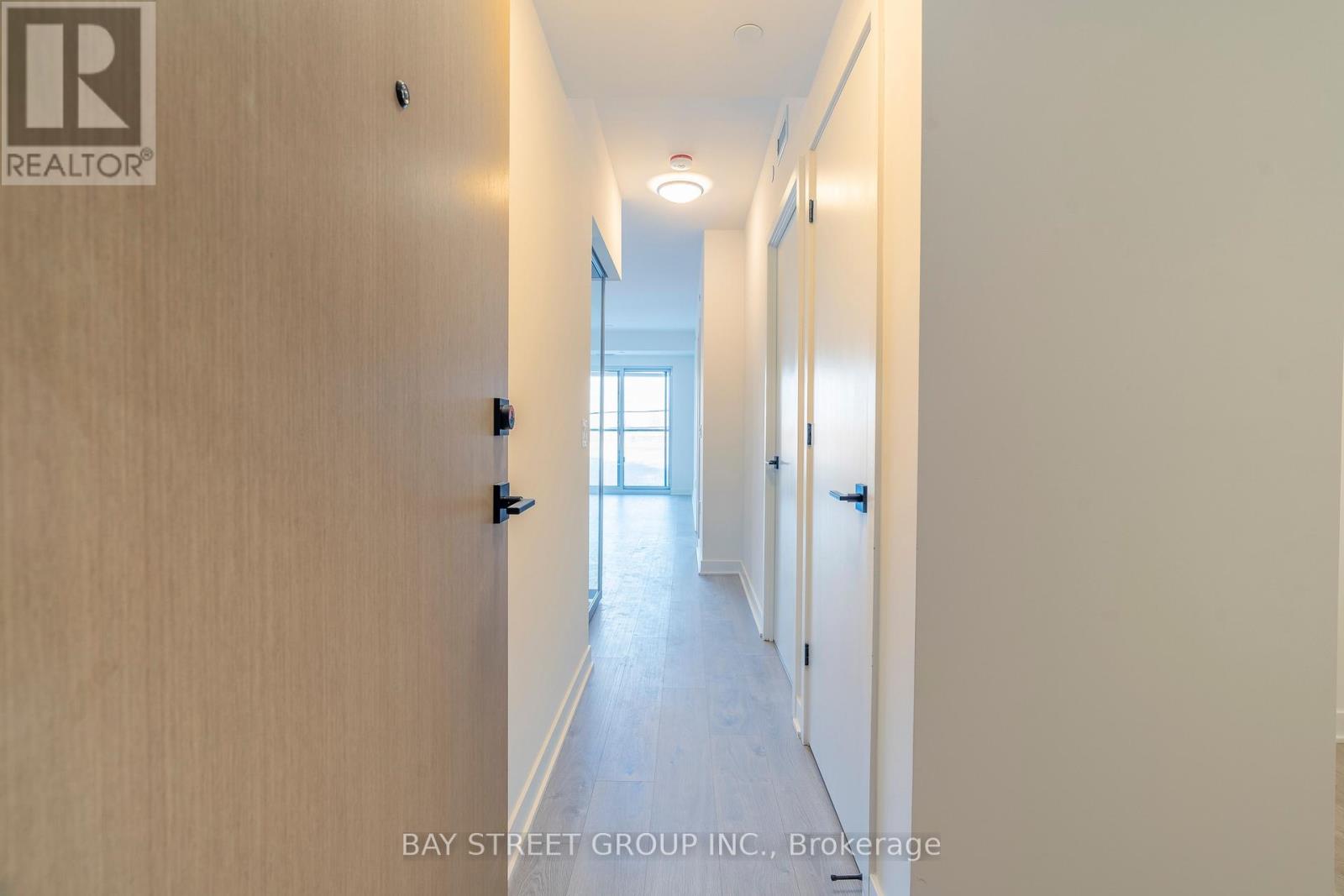 206 - 36 Zorra Street, Toronto, Ontario  M8Z 0G5 - Photo 3 - W13030410