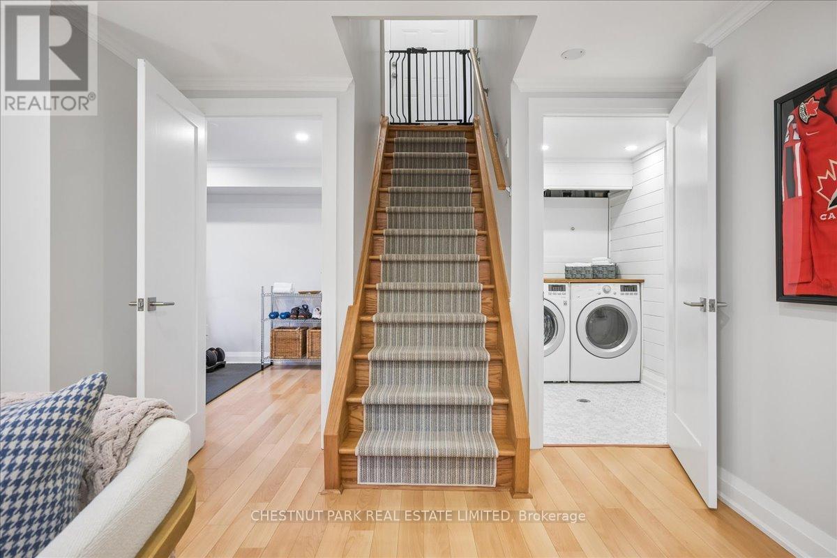 1613 Wembury Road, Mississauga, Ontario  L5J 2L8 - Photo 20 - W13030418