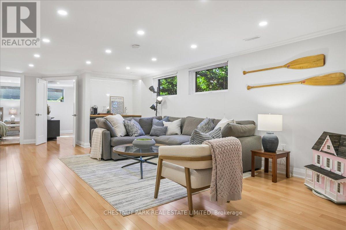 1613 Wembury Road, Mississauga, Ontario  L5J 2L8 - Photo 21 - W13030418