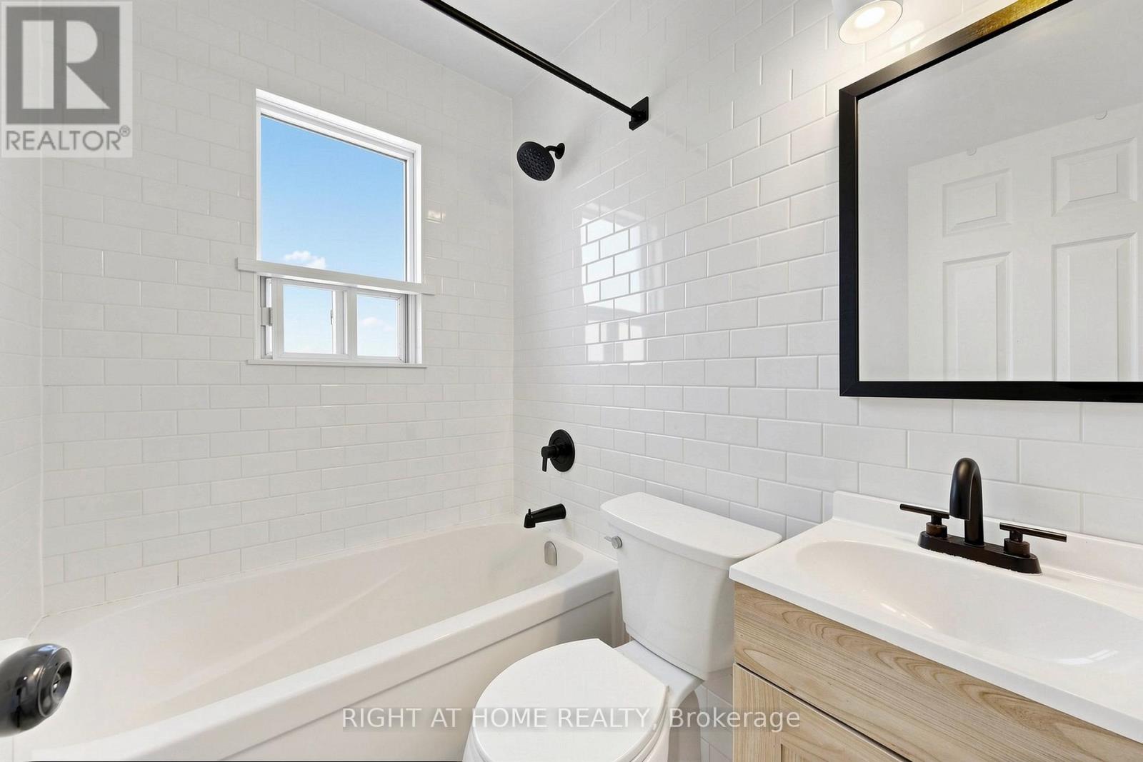 4 - 10 Wadsworth Avenue, Toronto, Ontario  M9N 2G2 - Photo 20 - W13030458