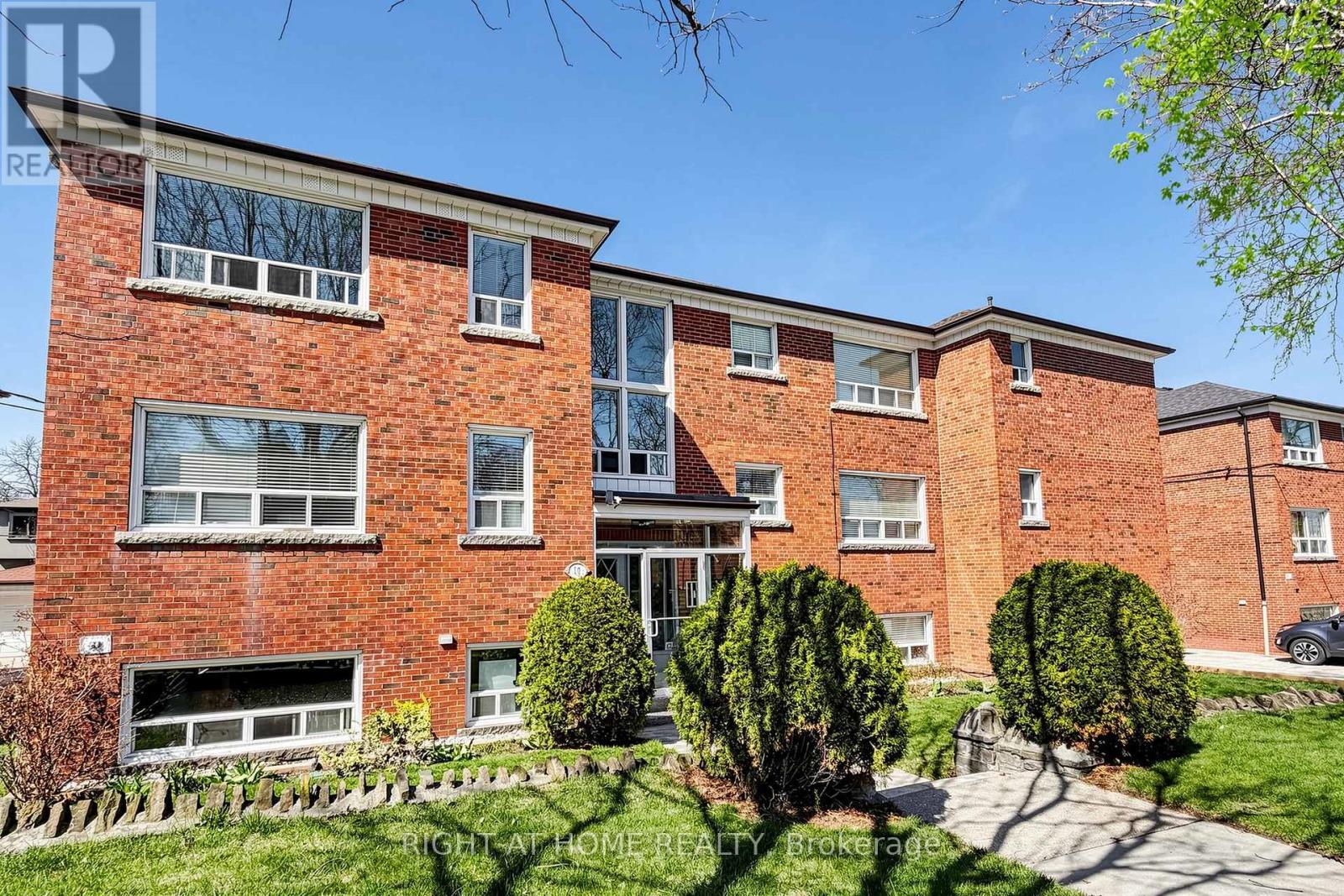 4 - 10 Wadsworth Avenue, Toronto, Ontario  M9N 2G2 - Photo 27 - W13030458