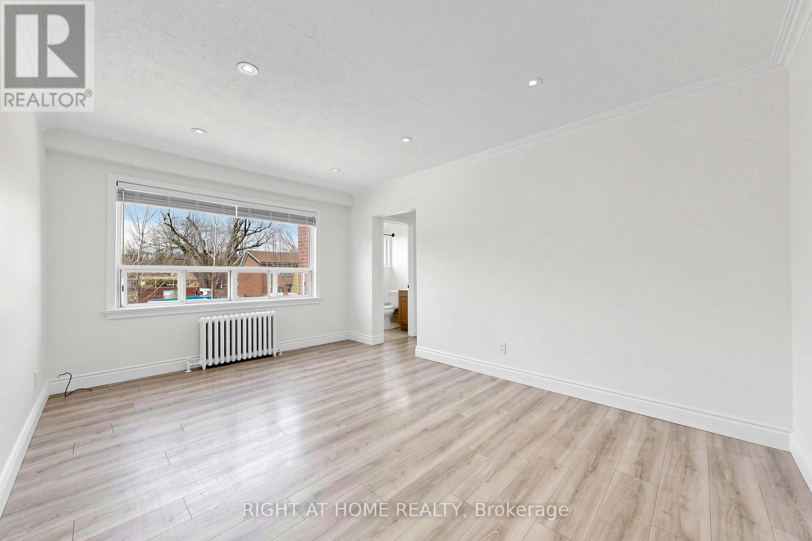 4 - 10 Wadsworth Avenue, Toronto, Ontario  M9N 2G2 - Photo 6 - W13030458