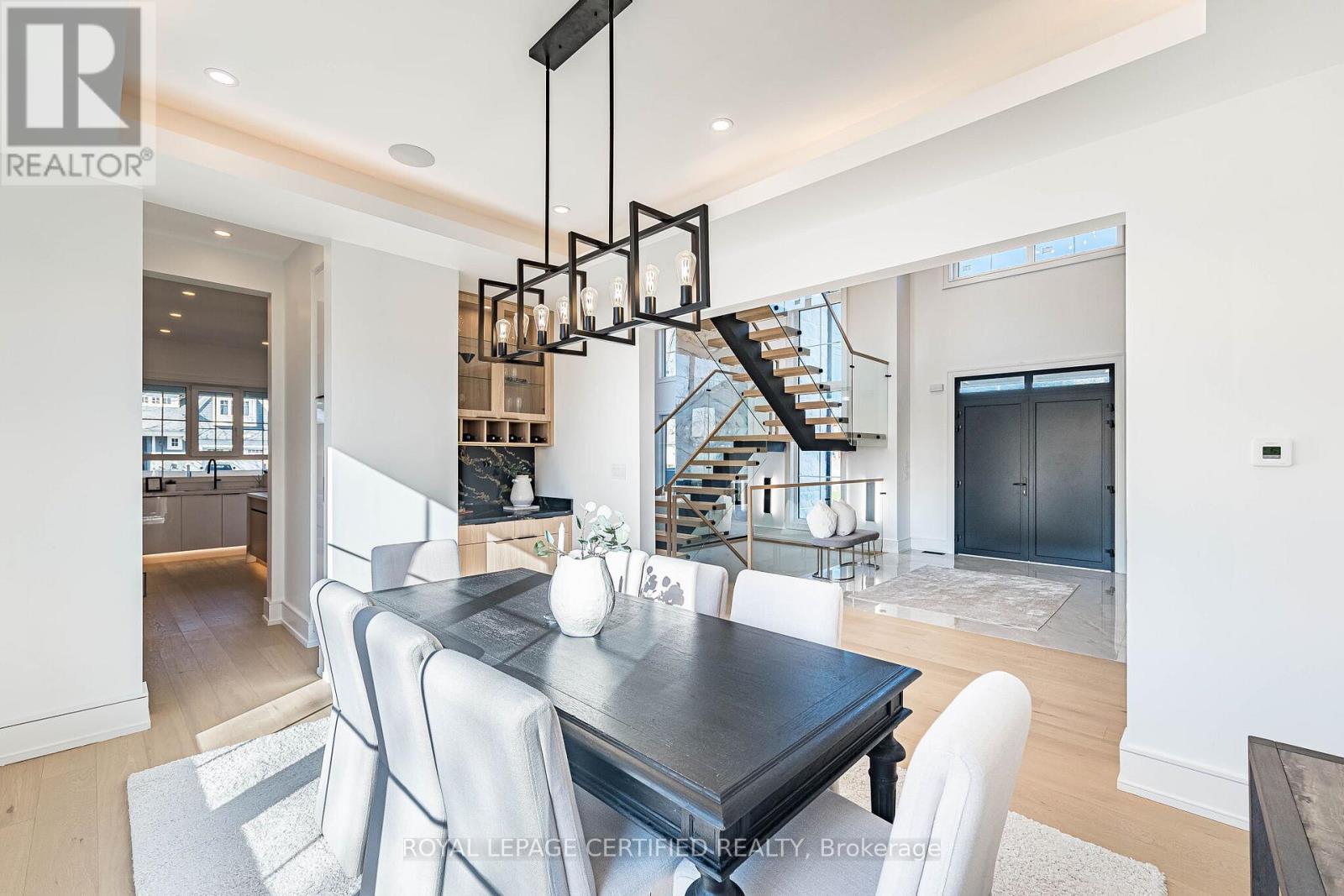 1404 Waverly Avenue Sw, Oakville, Ontario  L6L 2S3 - Photo 19 - W13030482