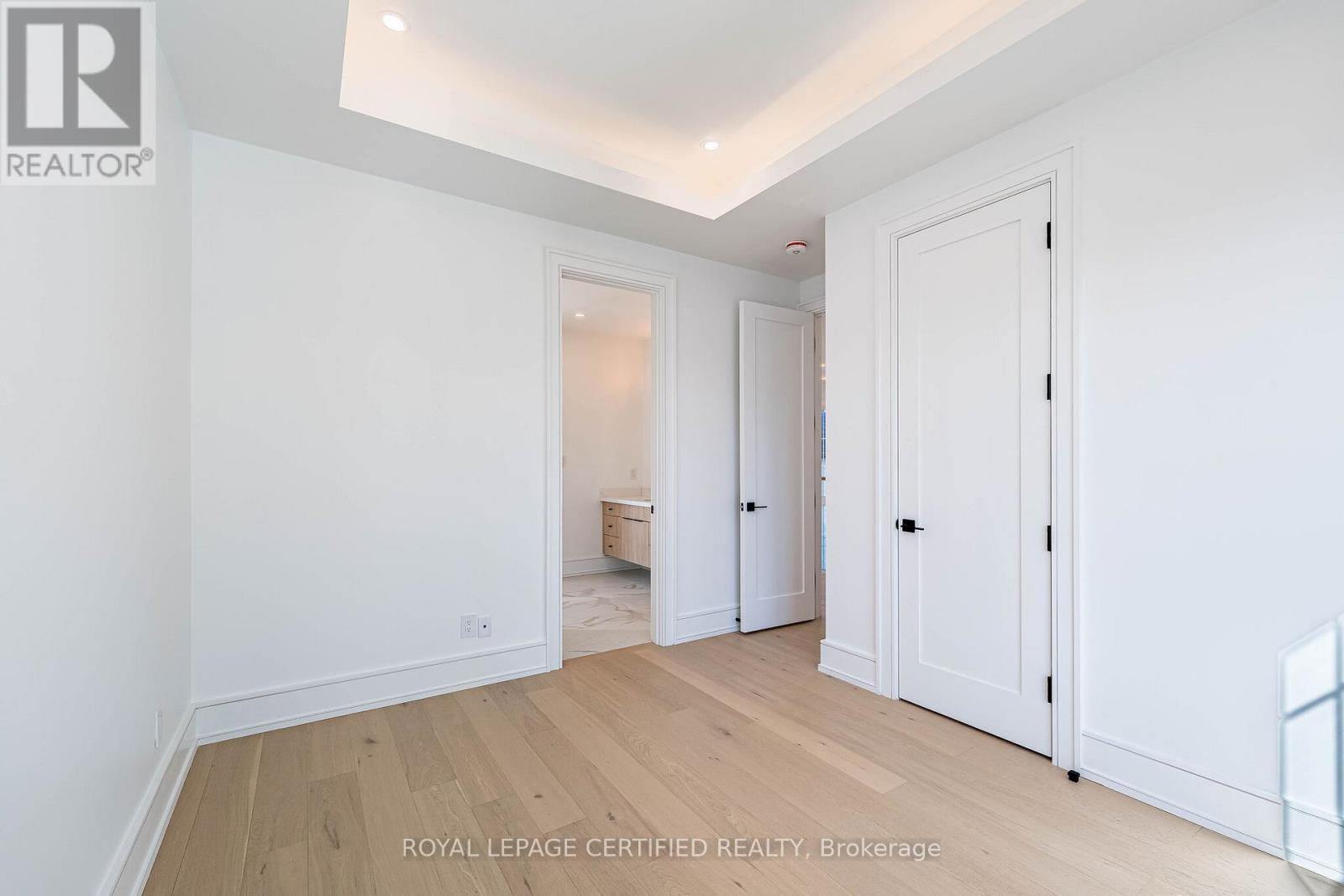 1404 Waverly Avenue Sw, Oakville, Ontario  L6L 2S3 - Photo 32 - W13030482