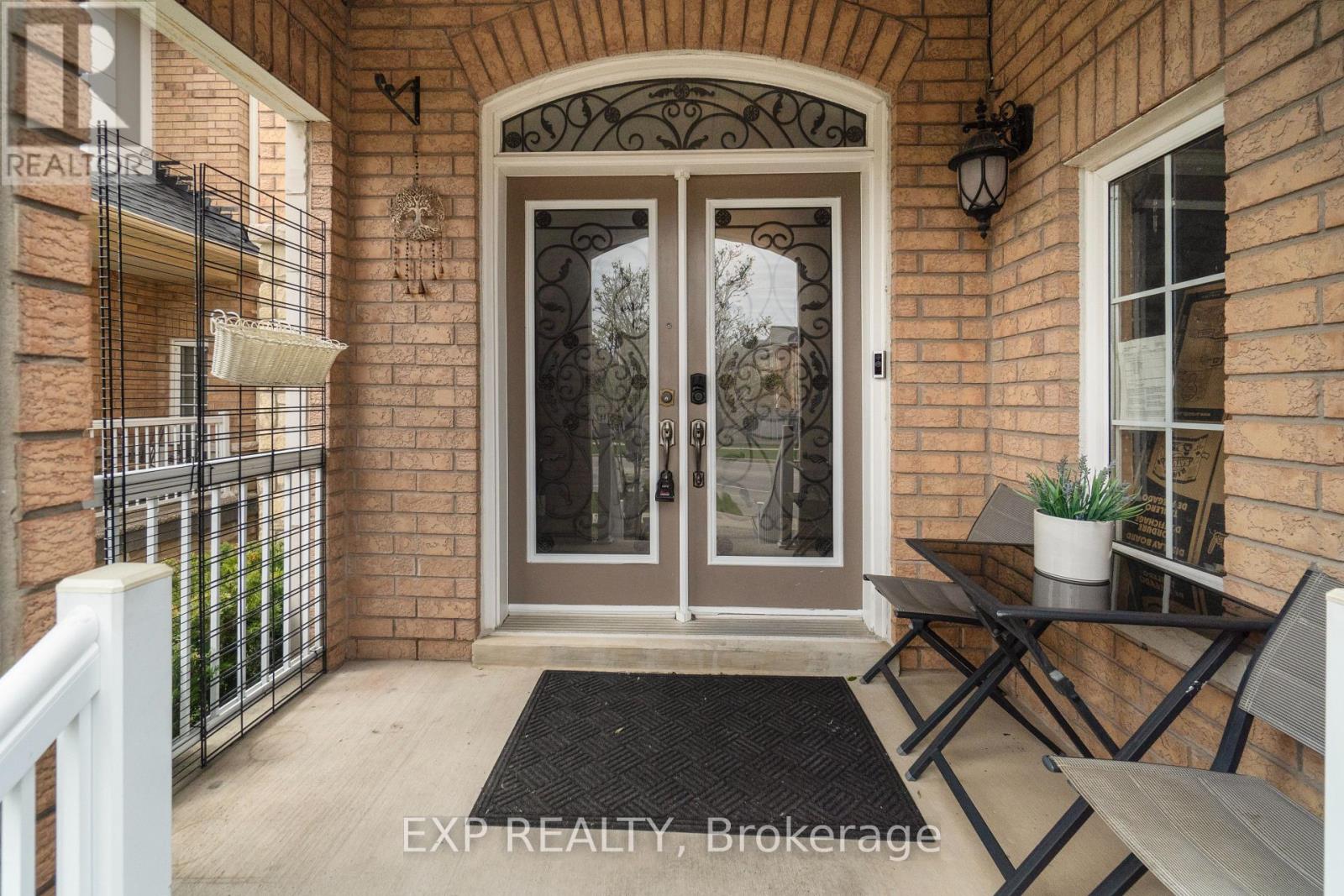 3095 Tacc Drive, Mississauga, Ontario  L5M 0A9 - Photo 2 - W13030496