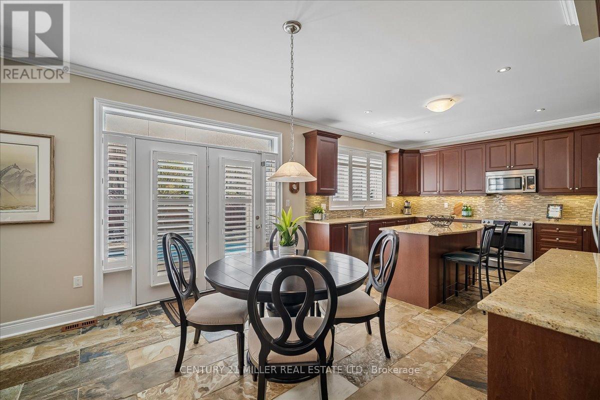 3400 Liptay Avenue, Oakville, Ontario  L6M 0M8 - Photo 11 - W13030602