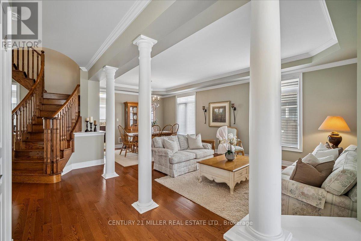 3400 Liptay Avenue, Oakville, Ontario  L6M 0M8 - Photo 4 - W13030602