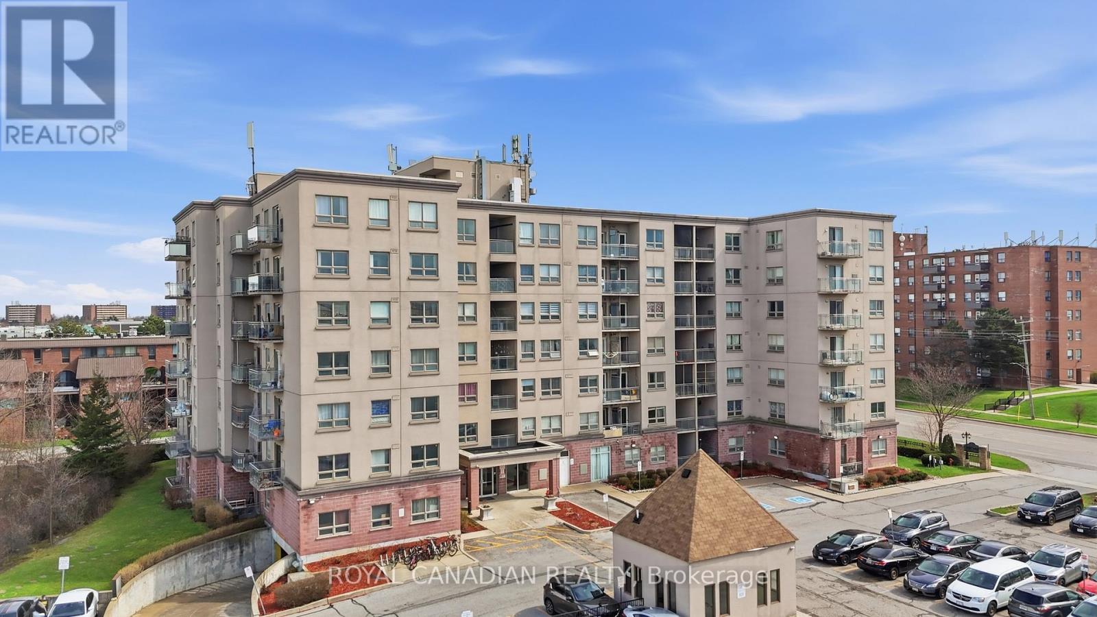 619 - 7405 GOREWAY DRIVE, mississauga (malton), Ontario