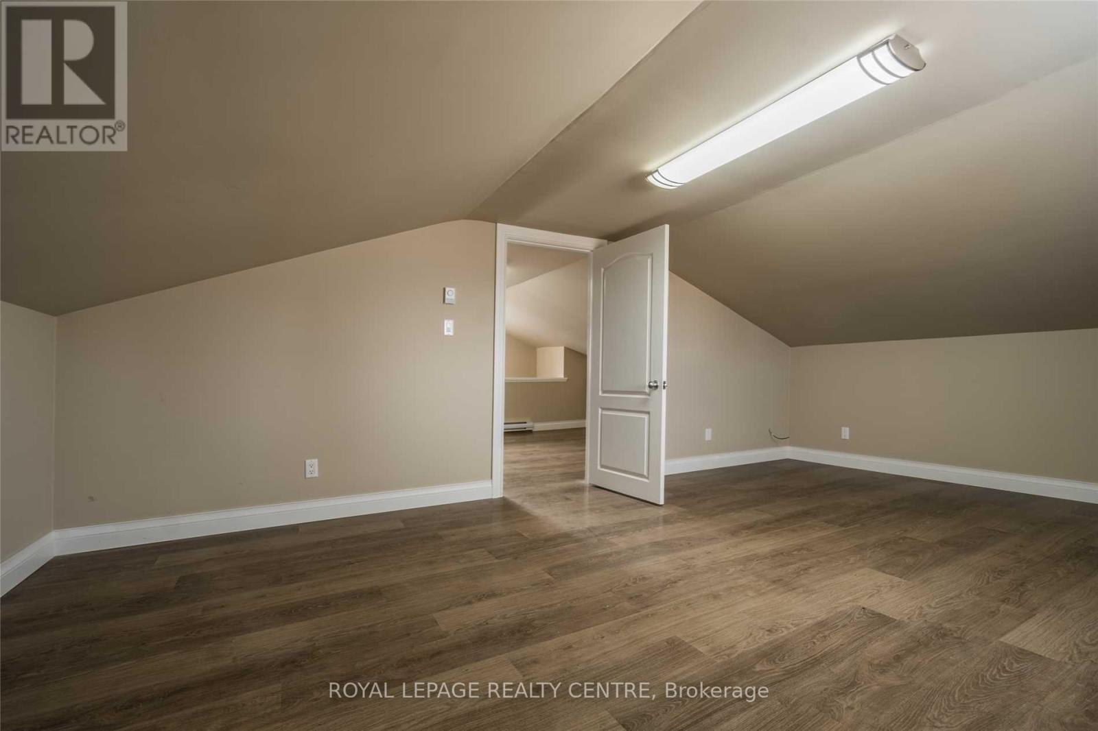 4 - 5425 Eighth Line, Milton, Ontario  L9E 1A3 - Photo 11 - W13030658