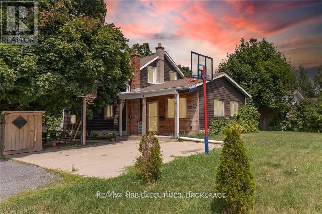 96 Drennan Street, Kingston, Ontario  K7K 2S3 - Photo 1 - X13030672