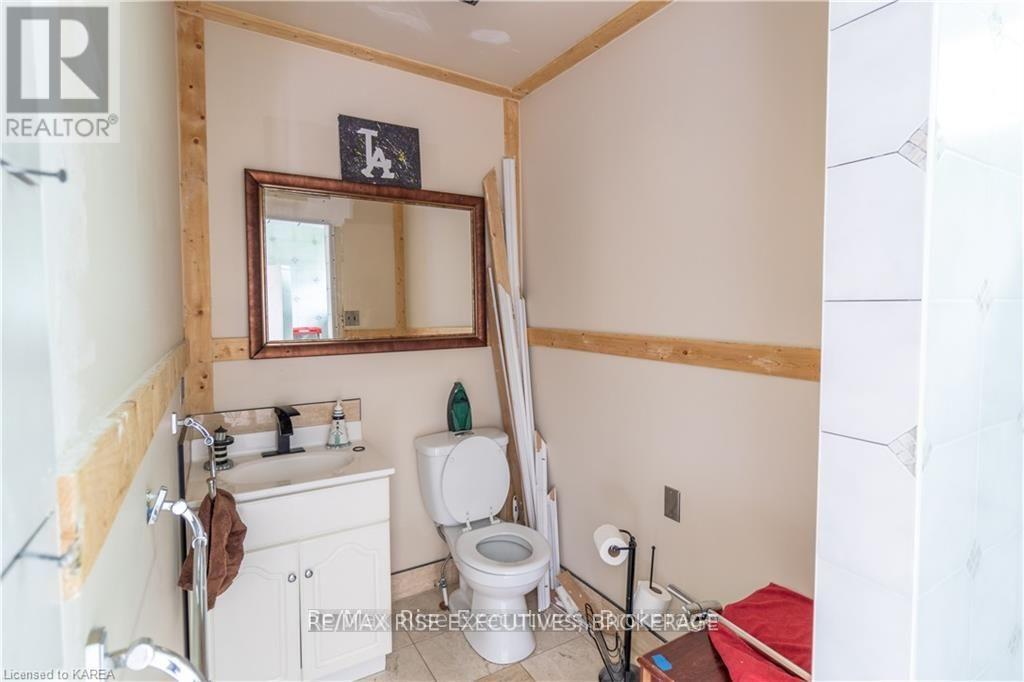 96 Drennan Street, Kingston, Ontario  K7K 2S3 - Photo 8 - X13030672