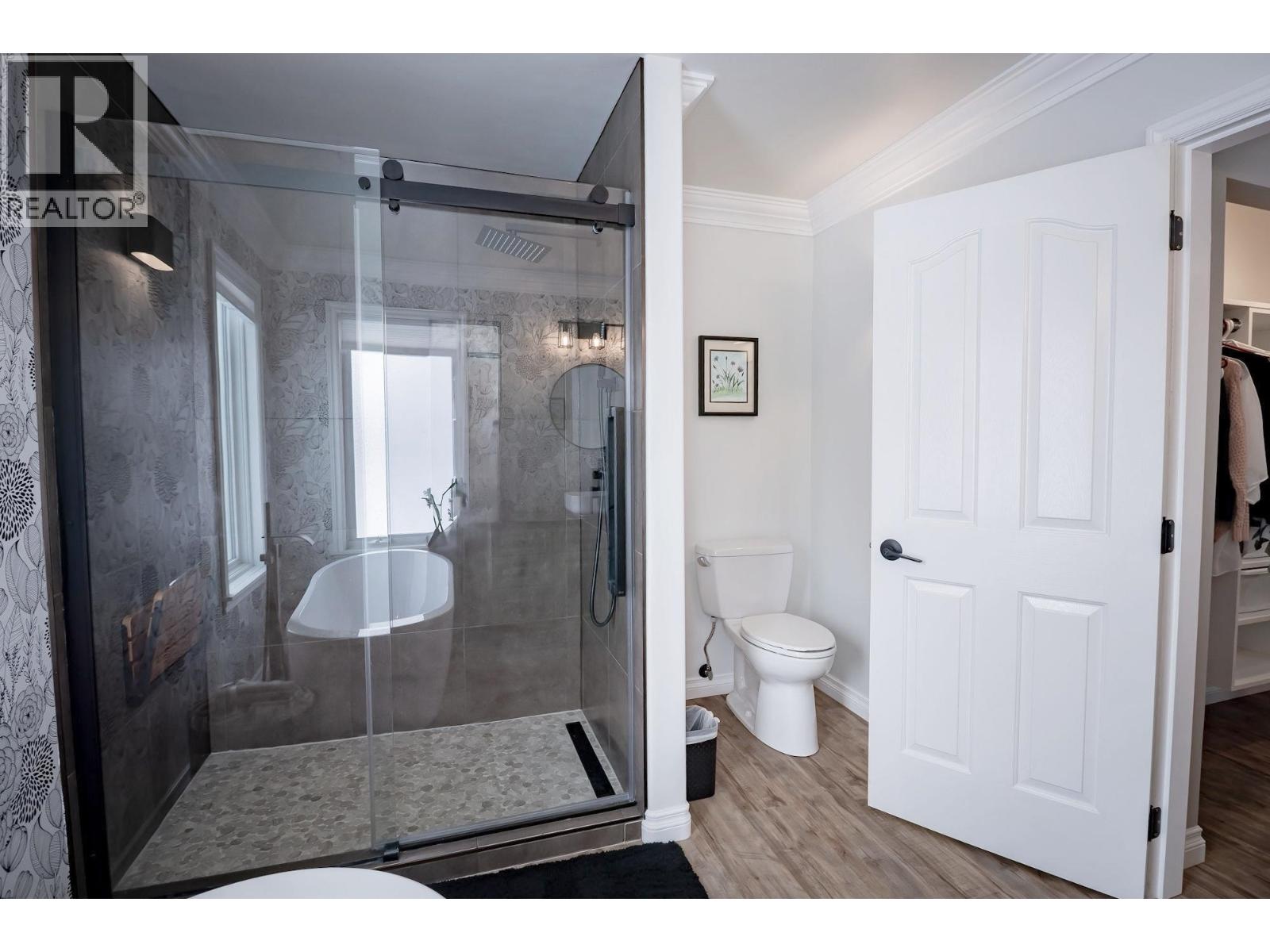 12903 Agnes Lane, Charlie Lake, British Columbia  V0C 1H0 - Photo 15 - R3113528