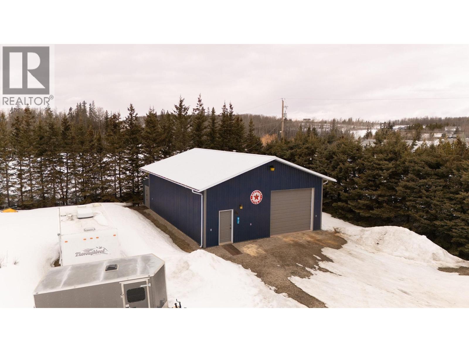 12903 Agnes Lane, Charlie Lake, British Columbia  V0C 1H0 - Photo 38 - R3113528