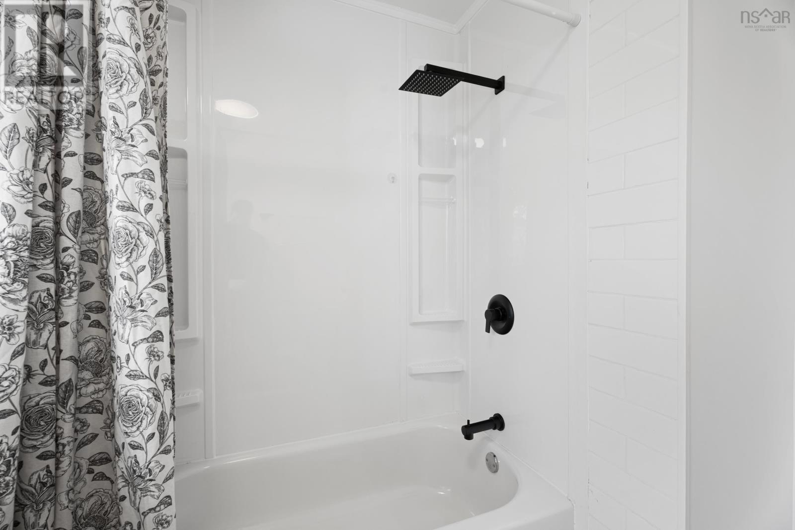 105 Woodlawn Road, Dartmouth, Nova Scotia  B2W 2S6 - Photo 28 - 202608239