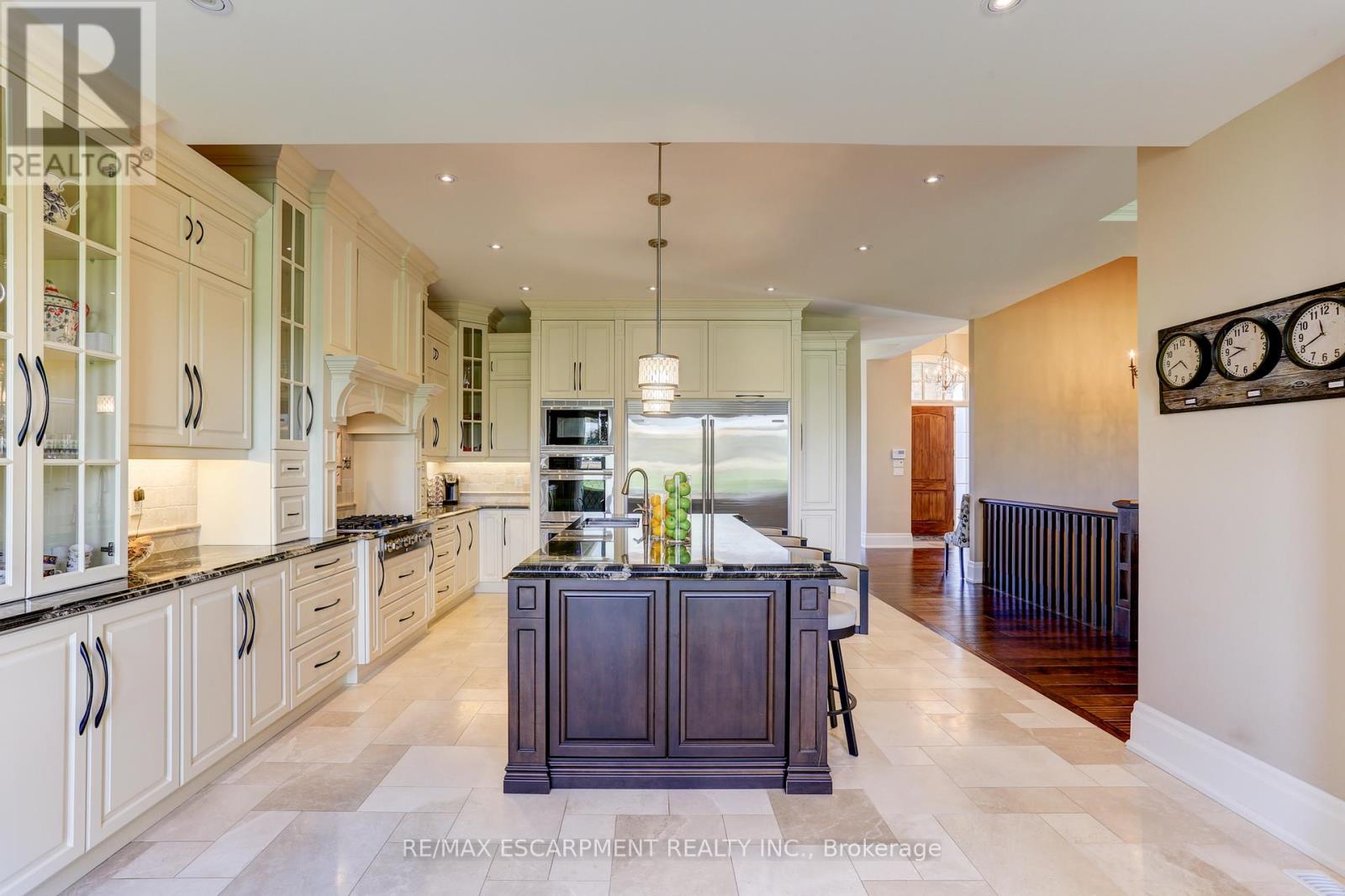 55 Tews Lane, Hamilton, Ontario  L9H 7N4 - Photo 20 - X13030318