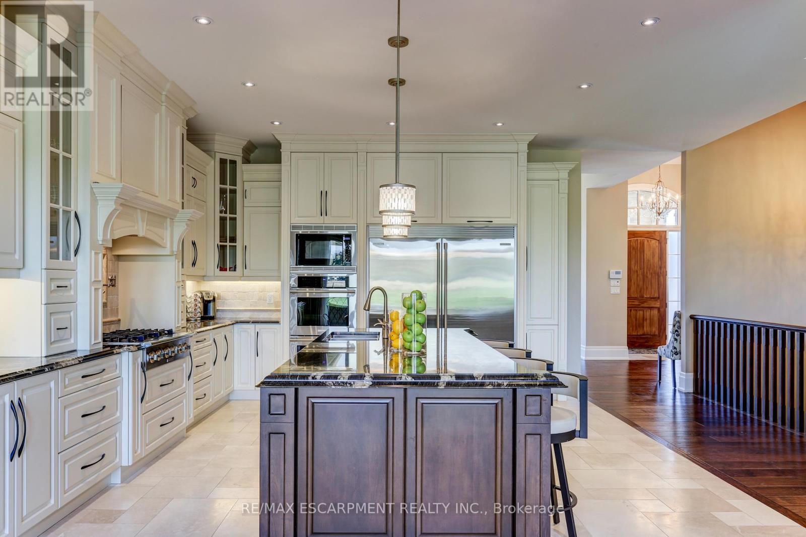 55 Tews Lane, Hamilton, Ontario  L9H 7N4 - Photo 21 - X13030318