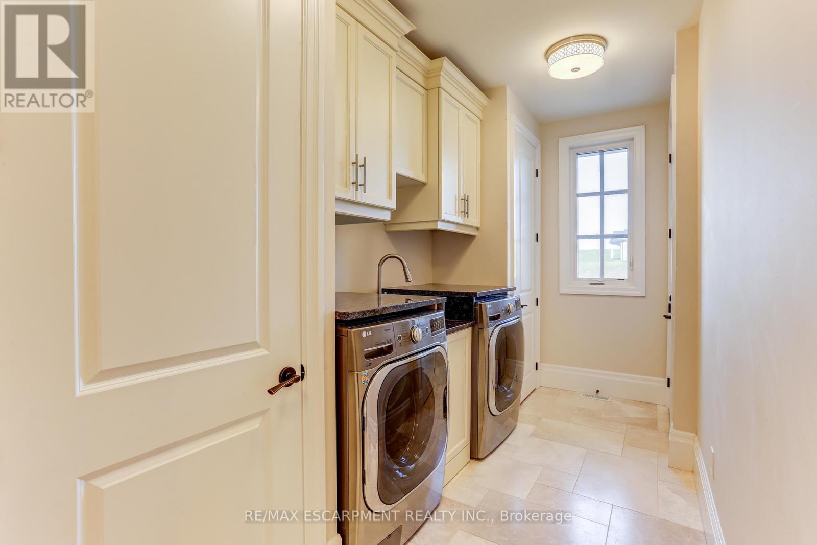 55 Tews Lane, Hamilton, Ontario  L9H 7N4 - Photo 38 - X13030318