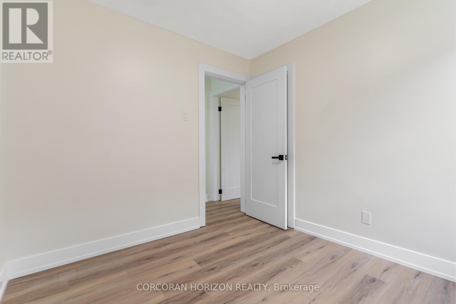 844 Stirling Avenue S, Kitchener, Ontario  N2M 3K3 - Photo 18 - X13030374