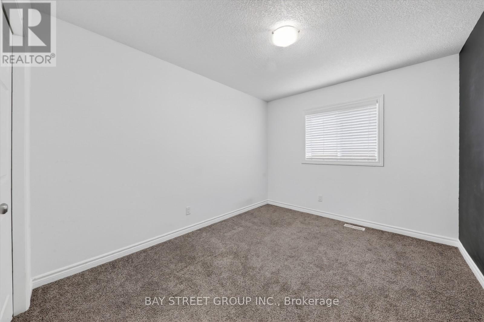 445 Avens Street, Waterloo, Ontario  N2V 0B6 - Photo 29 - X13030426