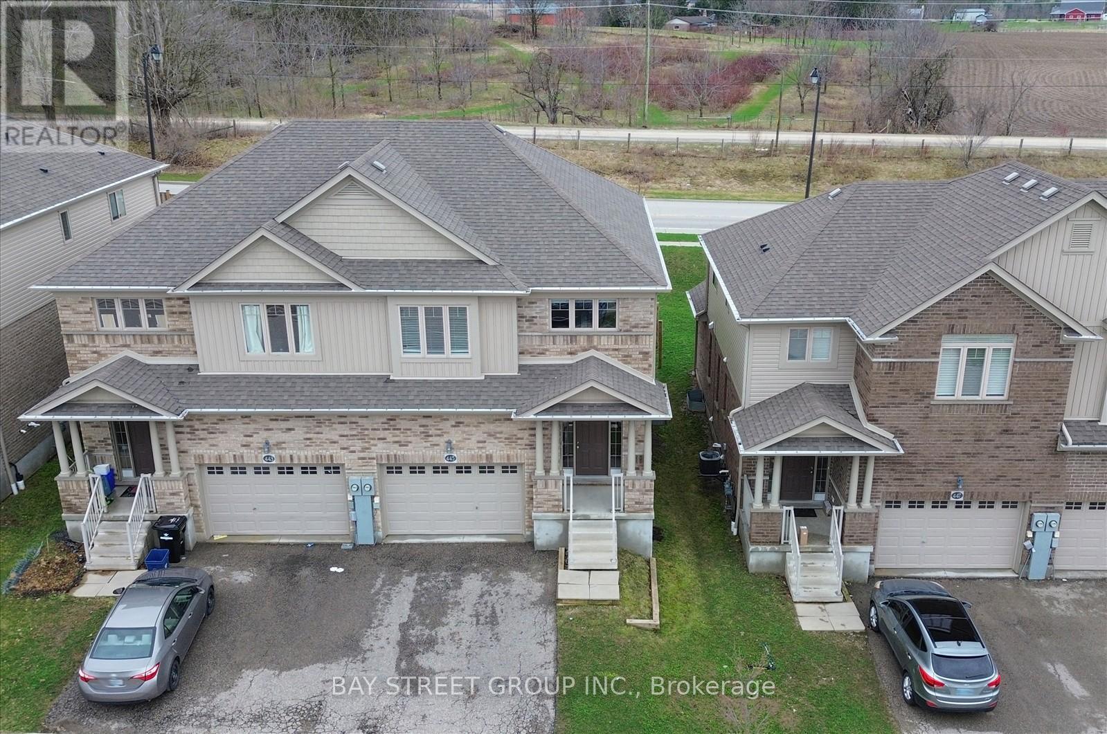 445 Avens Street, Waterloo, Ontario  N2V 0B6 - Photo 4 - X13030426