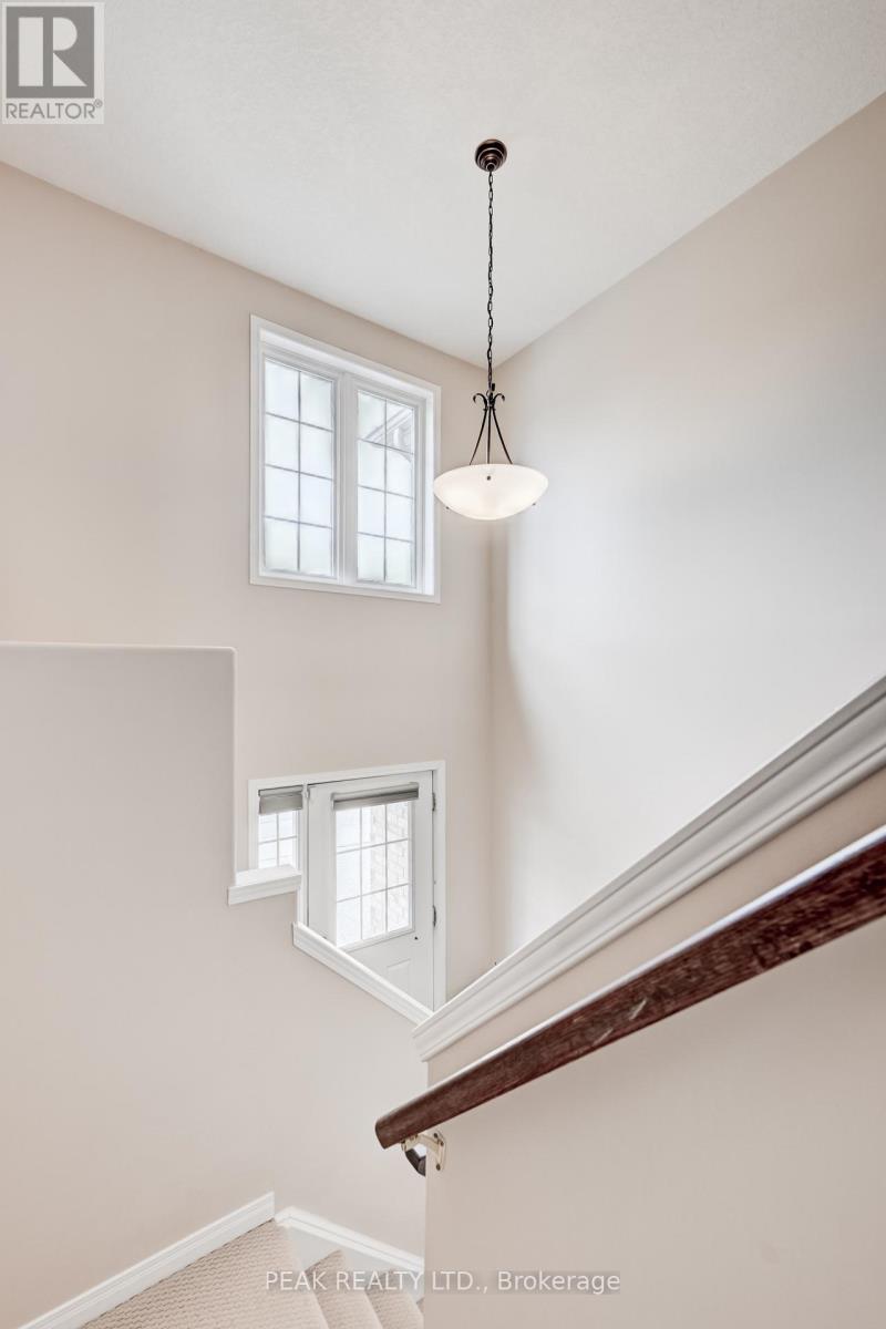 547 Wild Iris Avenue, Waterloo, Ontario  N2V 2W4 - Photo 14 - X13030444