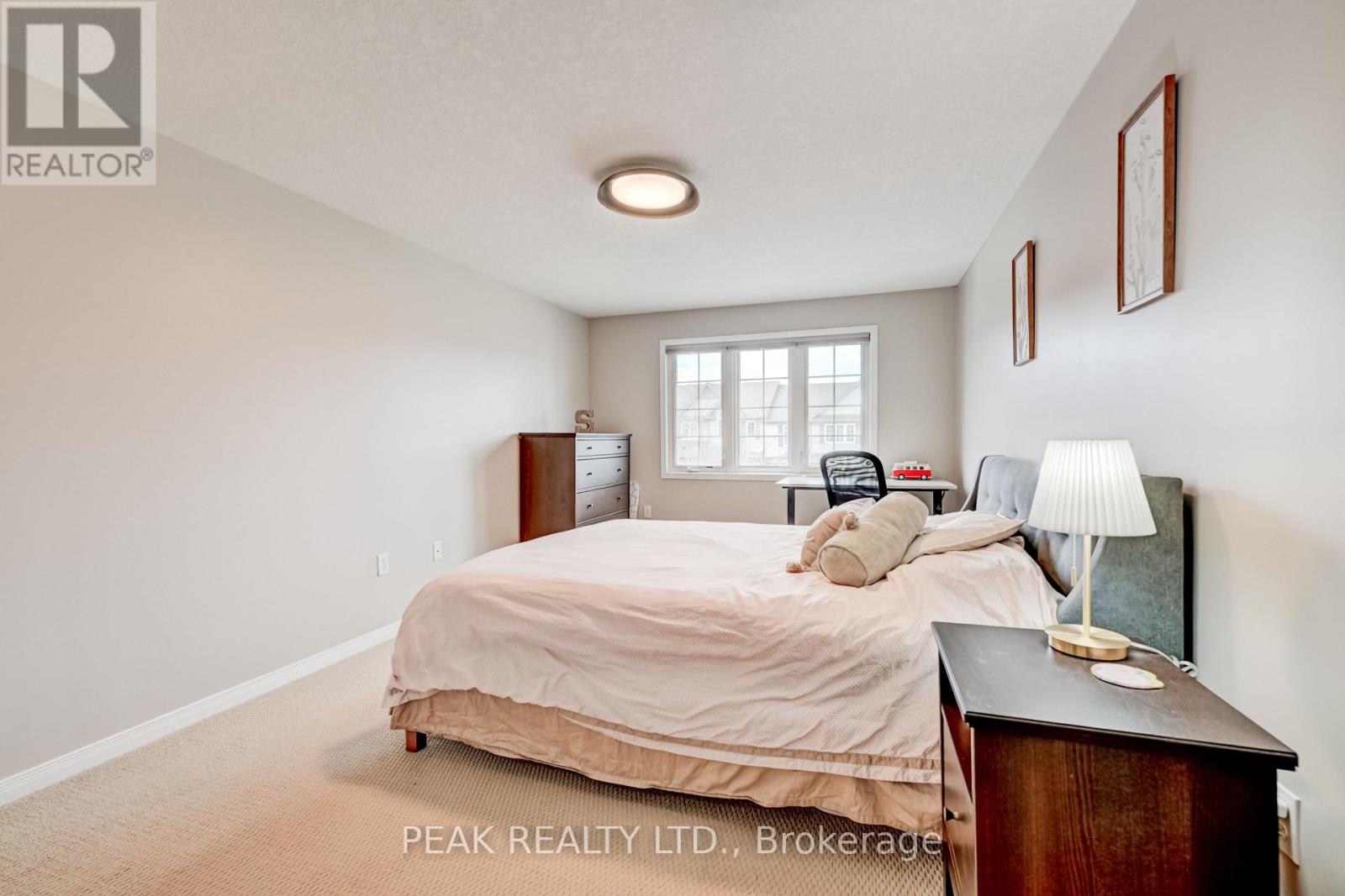 547 Wild Iris Avenue, Waterloo, Ontario  N2V 2W4 - Photo 17 - X13030444