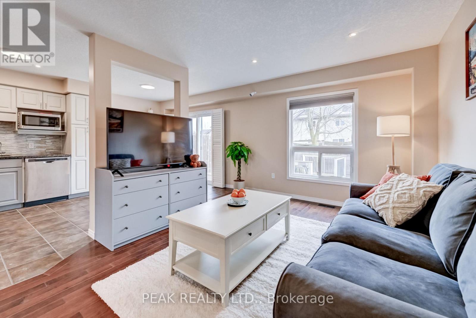 547 Wild Iris Avenue, Waterloo, Ontario  N2V 2W4 - Photo 7 - X13030444