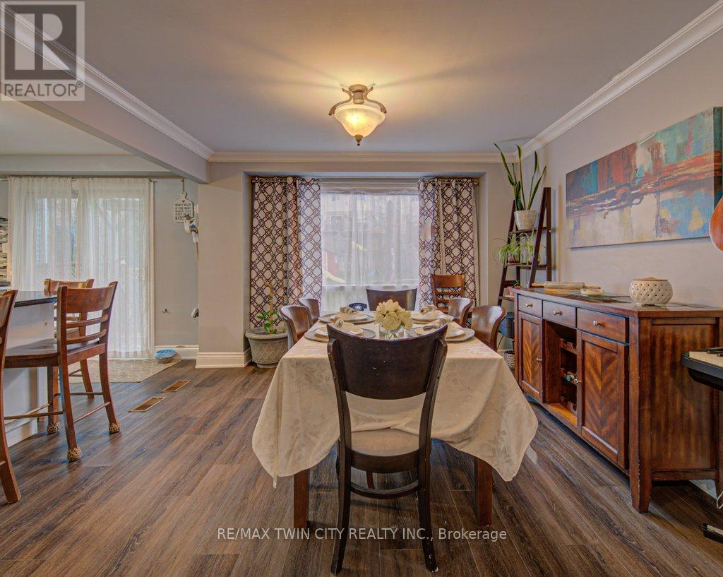 237b Thistleglen Place, Waterloo, Ontario  N2T 2A6 - Photo 10 - X13030464