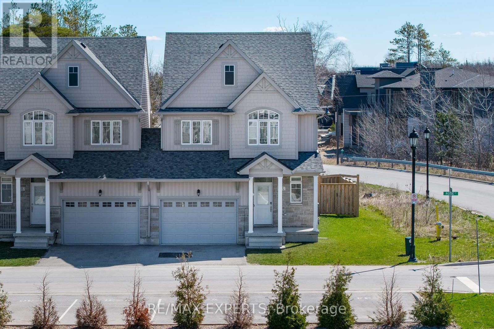 101 ROSIE STREET, Blue Mountains, Ontario