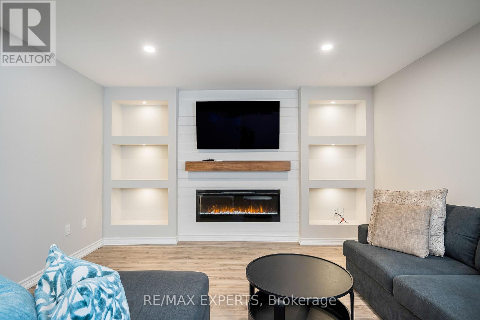 101 Rosie Street, Blue Mountains, Ontario  N0H 1J0 - Photo 13 - X13030522