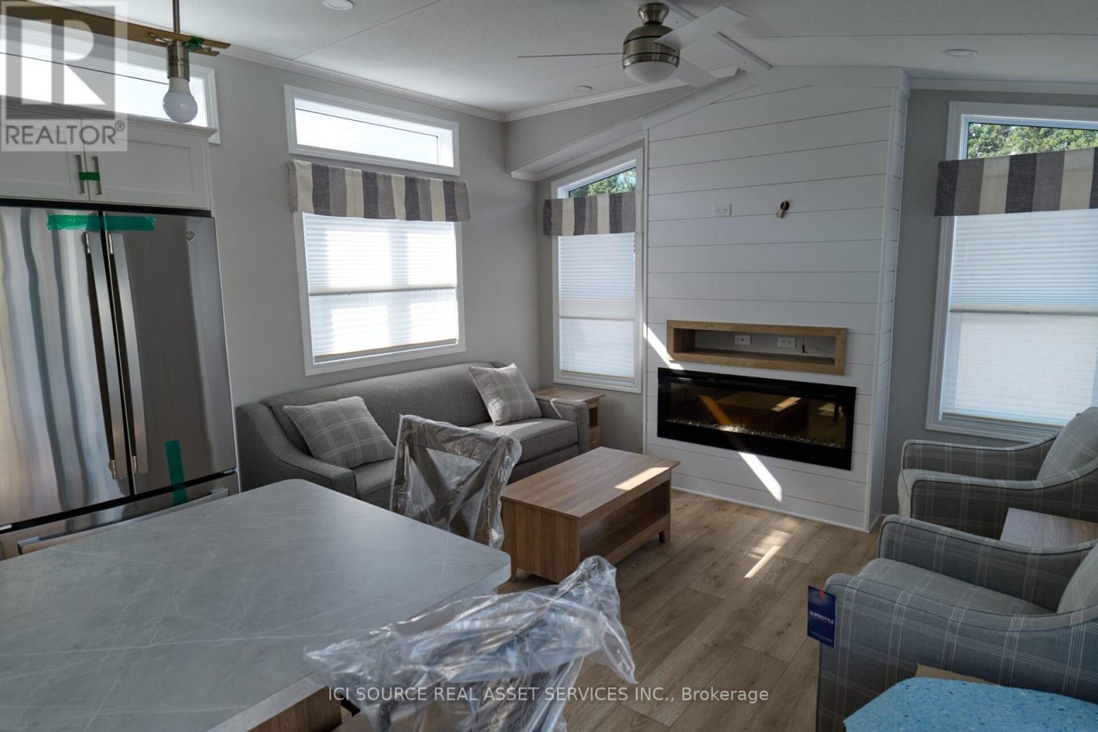 Beacn - 5007 Highway 21, Saugeen Shores, Ontario  N0H 2C5 - Photo 3 - X13030636