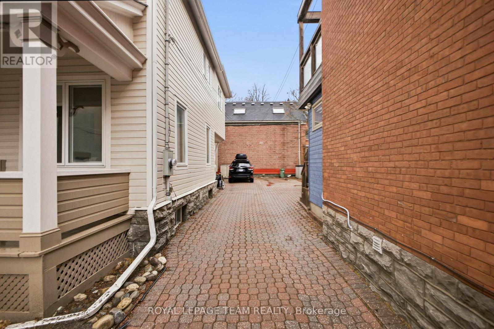 92 Third Avenue, Ottawa, Ontario  K1S 2J8 - Photo 25 - X13030784