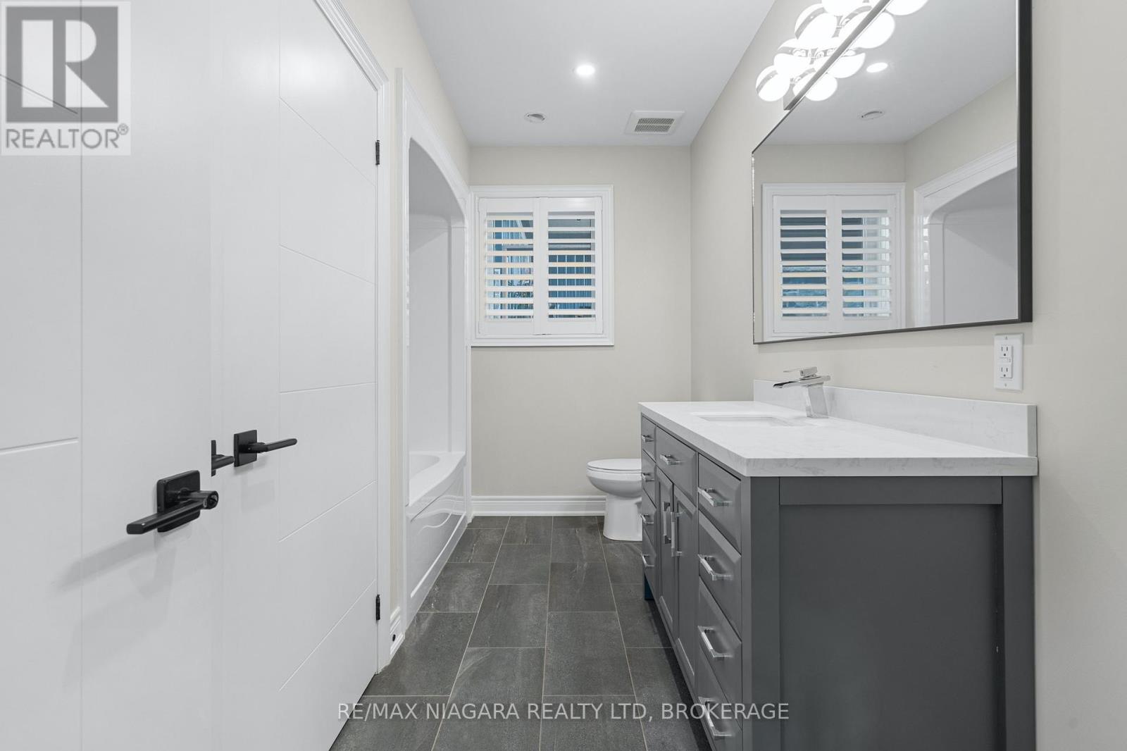 252 Colbeck Drive, Welland, Ontario  L3C 0B4 - Photo 34 - X13030682