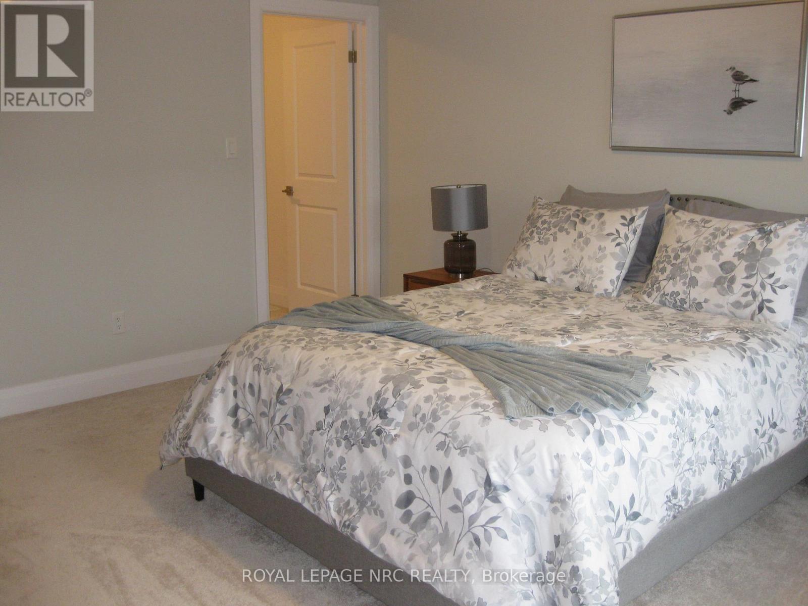 4839 Pettit Avenue, Niagara Falls, Ontario  L2E 0B7 - Photo 20 - X13030774