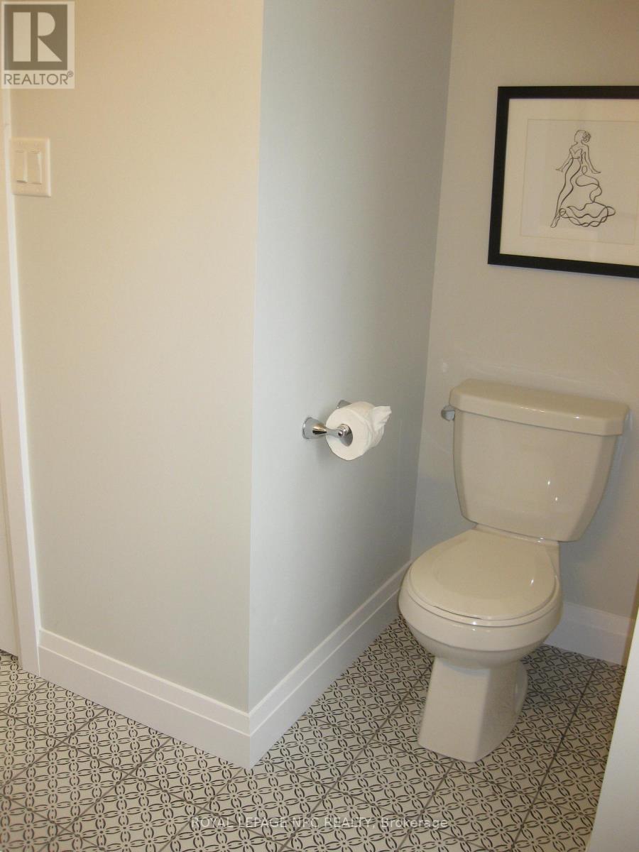 4839 Pettit Avenue, Niagara Falls, Ontario  L2E 0B7 - Photo 25 - X13030774