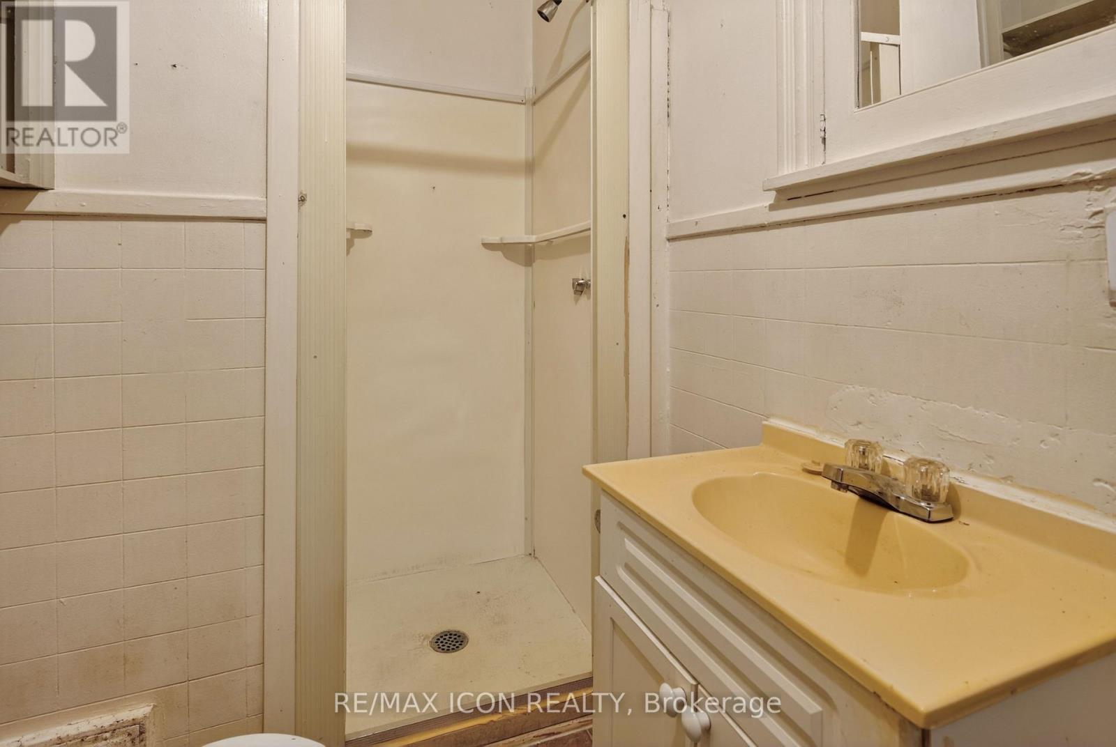 720 Queens Avenue, London East, Ontario  N5W 3H5 - Photo 21 - X12741378