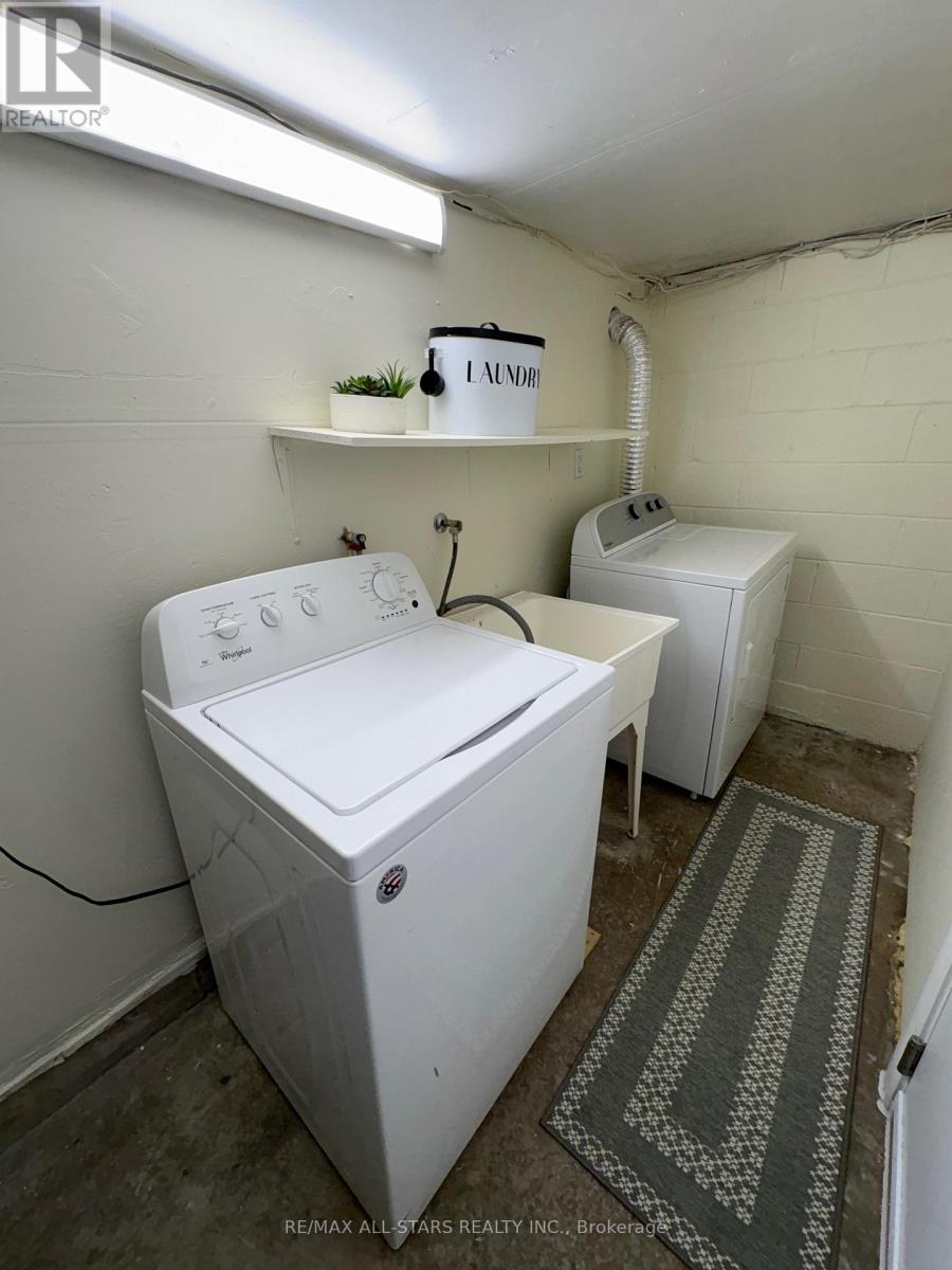 B11 - 63 Ferris Lane, Barrie, Ontario  L4M 5C4 - Photo 33 - S12880126