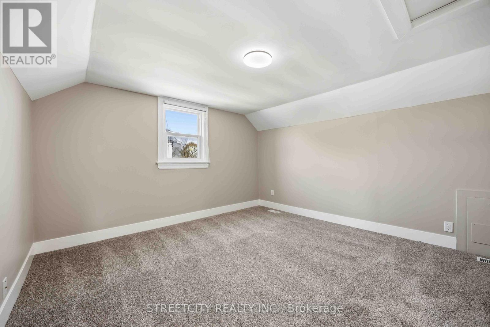 530 Plympton Street, Plympton-Wyoming, Ontario  N0N 1T0 - Photo 24 - X13030788